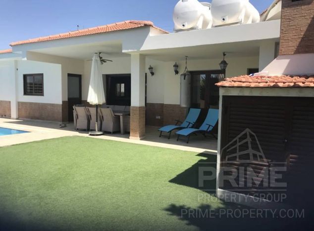 Dom typu Bungalow w rejonie Larnaca (Aradippou) na sprzedaż