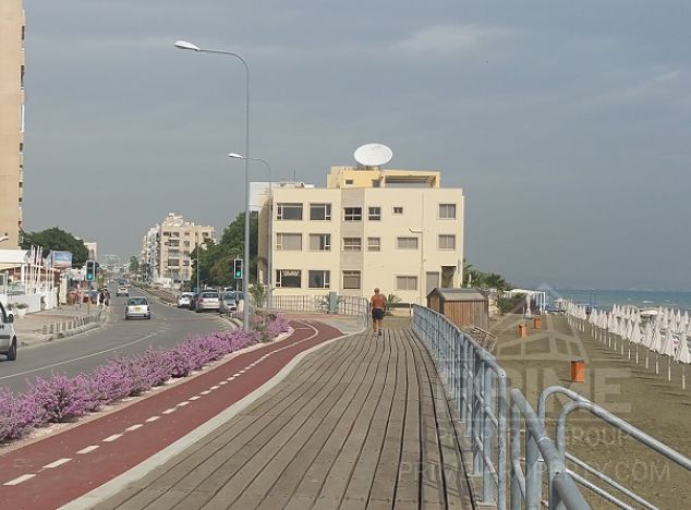  w rejonie Larnaca (Makenzy) na sprzedaż