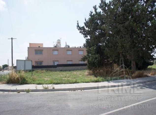 Ziemia w rejonie Larnaca (Meneou) na sprzedaż