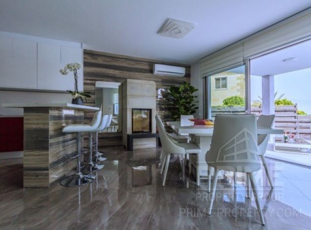 Willa w rejonie Limassol (Agios Tychonas) na sprzedaż