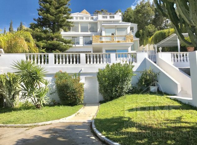 Willa w rejonie Limassol (Agios Tychonas) na sprzedaż