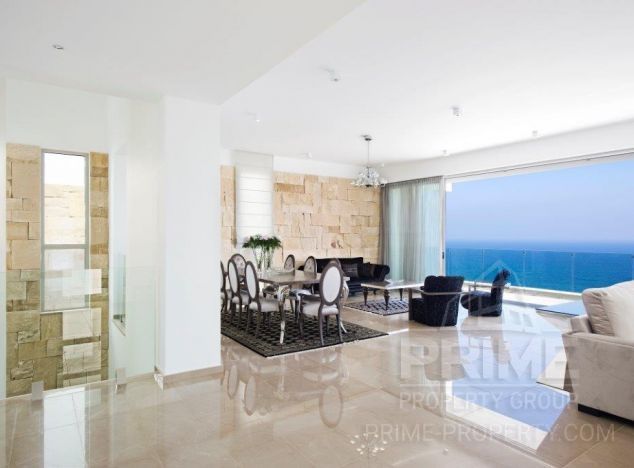 Willa w rejonie Limassol (Agios Tychonas) na sprzedaż