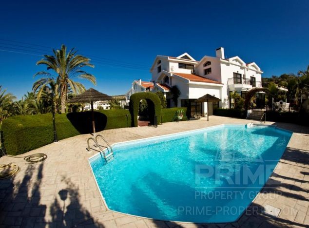 Willa w rejonie Limassol (Agios Tychonas) na sprzedaż