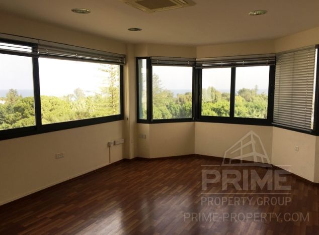 Biuro w rejonie Limassol (City centre) na sprzedaż