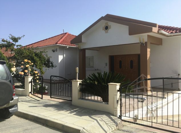 Dom typu Bungalow w rejonie Limassol (Pareklissia) na sprzedaż