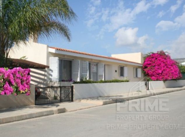 Dom typu Bungalow w rejonie Paphos (Coral Bay) na sprzedaż