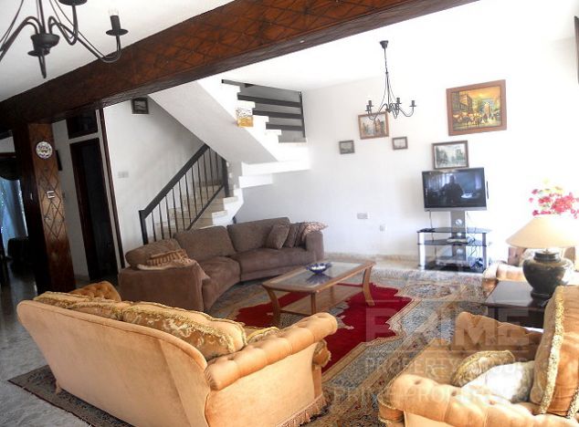 Willa w rejonie Paphos (Tombs of the kings) na sprzedaż