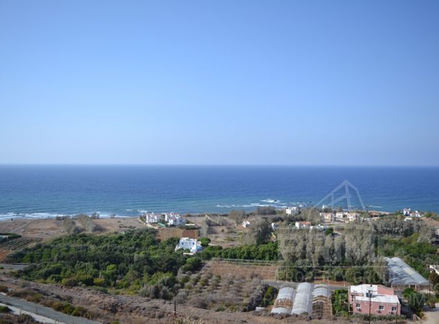 Dom typu Bungalow w rejonie  (Pomos) na sprzedaż