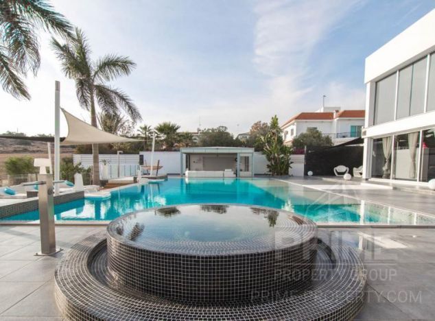 Willa w rejonie  (Cavo Greco) na sprzedaż