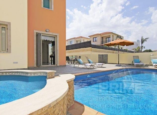 Willa w rejonie  (Pernera) na sprzedaż