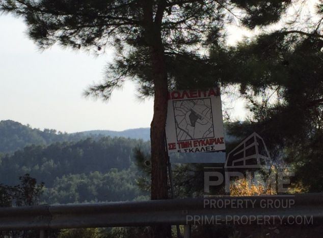 Ziemia w rejonie  (Moniatis) na sprzedaż