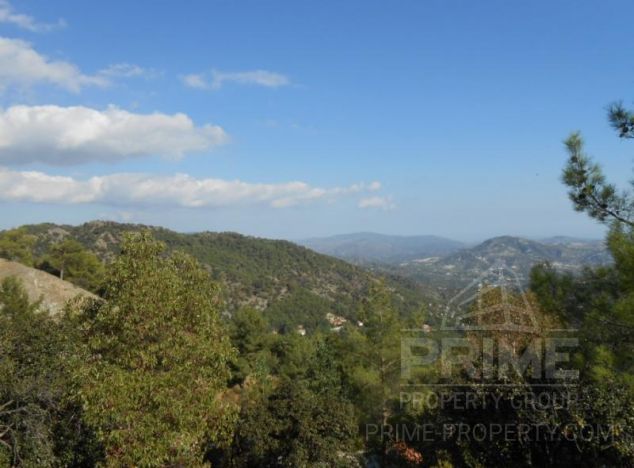 Ziemia w rejonie  (Platres) na sprzedaż