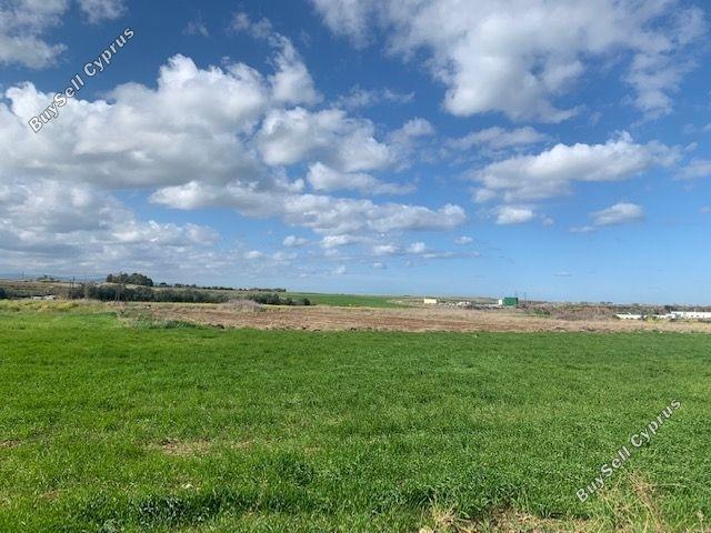 Ziemia w rejonie Nikozja (Astromeritis) na sprzedaż