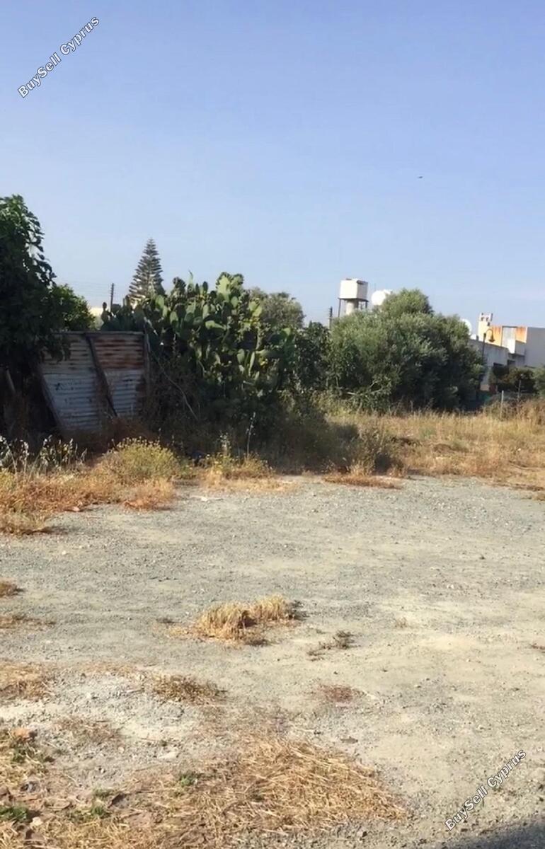 Ziemia na sprzedaż w Kato Polemidia