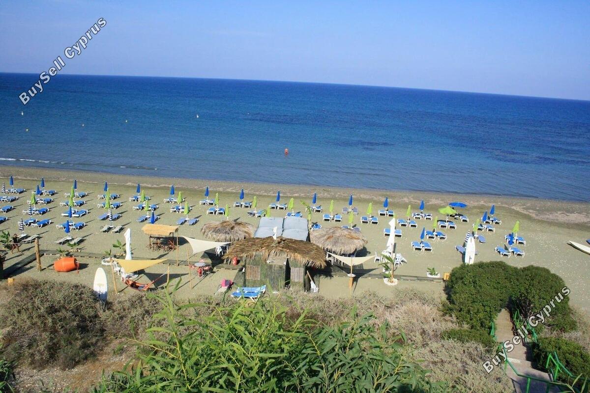  w rejonie Larnaca (Pervolia) na sprzedaż